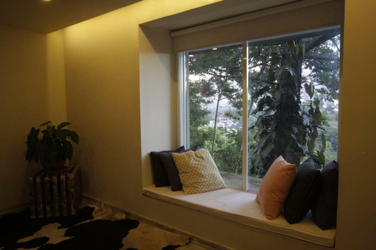 Ruth'S Bed & Breakfast Lembang Exterior foto
